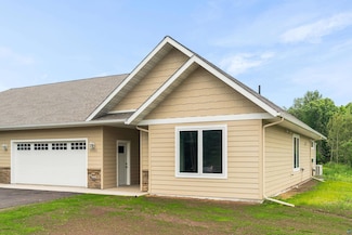 5122 Hermantown Rd, Hermantown, MN 55810