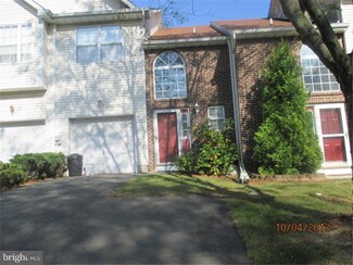 814 Lilly Ln, Trenton, NJ 08638