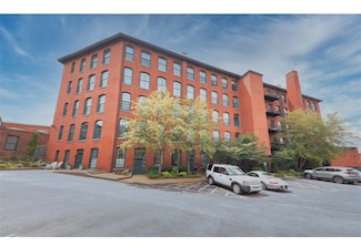 28 Bayley St Unit 107, Pawtucket, RI 02860