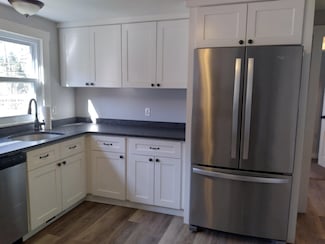 94 Old Richmond Rd Unit B, Swanzey, NH 03446