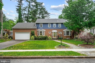 70 N Woodland Ave, Woodbury, NJ 08096