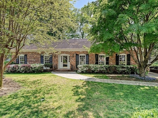 4132 Sulkirk Rd, Charlotte, NC 28210