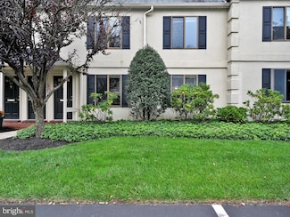 411 W Conestoga Rd Unit 33, Devon, PA 19333
