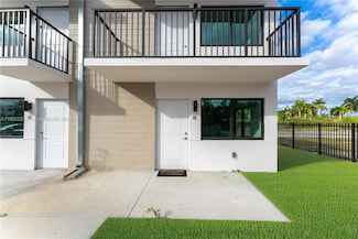 155 NW 160th St Unit TH 6, Miami, FL 33169