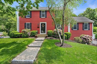 9 Park Cir, Hingham, MA 02043