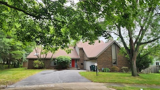 1421 Stanlake Dr, East Lansing, MI 48823