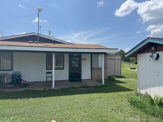 109 Logan Dr, Buchanan Dam, TX 78609
