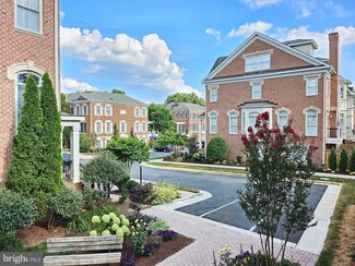 1552 Red Twig Ln, McLean, VA 22101