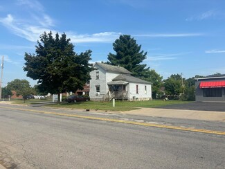 109 W Apple St, Hastings, MI 49058