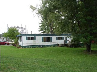 1411 Old Plank Rd, Newburgh, IN 47630