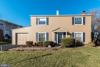 59 Turf Rd, Levittown, PA 19056