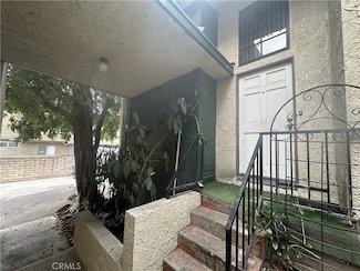 11107 Arminta St Unit 15, Sun Valley, CA 91352
