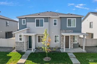 349 N Stone Canyon Ln, Star, ID 83669