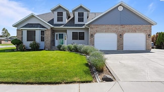 2609 S Kent St, Kennewick, WA 99337