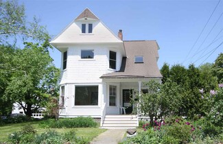 38 Spring St, Bristol, VT 05443