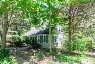 1020 Osterville West Barnstable Rd, Marstons Mills, MA 02648