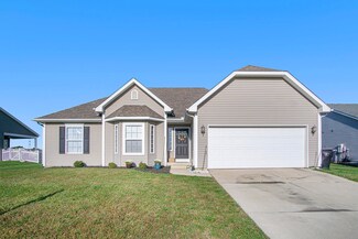6811 Lutz Dr, South Bend, IN 46614