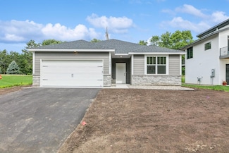 1663 39th St S, St. Cloud, MN 56301