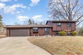 3315 Red Oak Cir S, Burnsville, MN 55337