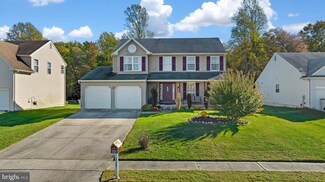 735 Streamview Ln, Vineland, NJ 08360