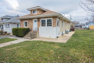 710 Vine St, Joliet, IL 60435