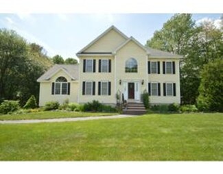 2 Wesley Ln, Salem, NH 03079