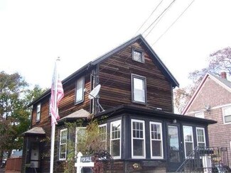 38 Beach Rd, Winthrop, MA 02152
