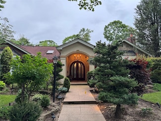 101 Harold Rd, Woodmere, NY 11598
