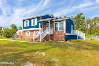 213 Nine Mile Rd, Newport, NC 28570