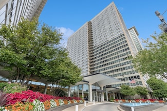 3550 N Lake Shore Dr Unit 2406, Chicago, IL 60657