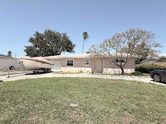 408 39th Ave, Saint Pete Beach, FL 33706