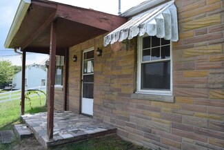 4421 Liberty Ln, Charleston, WV 25313