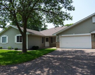 8521 Stratford Ln, Brooklyn Park, MN 55443