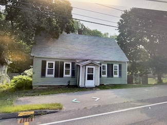 301 Maine Ave, Farmingdale, ME 04344