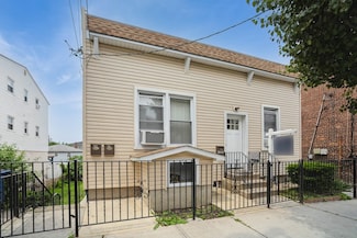 7021 Durham Ave, North Bergen, NJ 07047