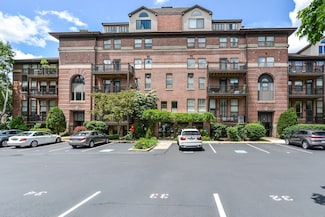 22 Abigail Ave Unit 405, Quincy, MA 02169
