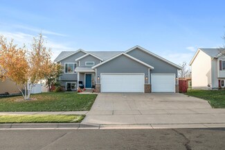 1204 4th St NW, New Prague, MN 56071