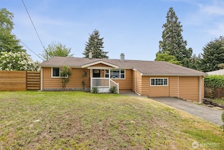 839 SW 126th St, Seattle, WA 98146
