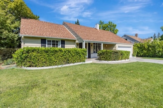 1700 Parkhills Ave, Los Altos, CA 94024