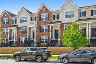 767 Hickory St, Mundelein, IL 60060