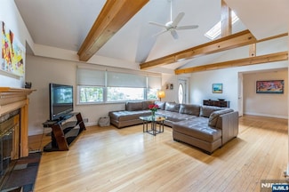 11 Maple St, Tenafly, NJ 07670