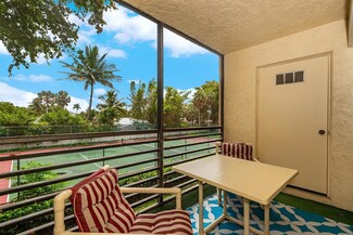 128 S Cypress Rd Unit 827, Pompano Beach, FL 33060