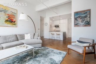 184 Kent Ave Unit D519, Brooklyn, NY 11249