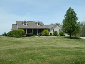 401 Maple Grove, Heltonville, IN 47436