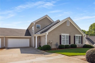 855 Camry Cir, Dallas, GA 30157
