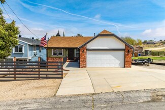 42648 Pinecliff Dr, Lake Hughes, CA 93532