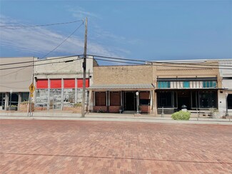 126 E Main St, Wolfe City, TX 75496