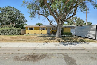 2993 N Parsons Ave, Merced, CA 95340