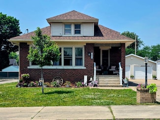 1617 Crosat St, La Salle, IL 61301