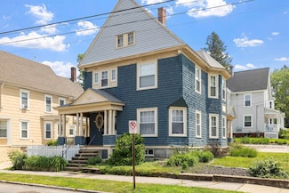 679 Maple St, Manchester, NH 03104